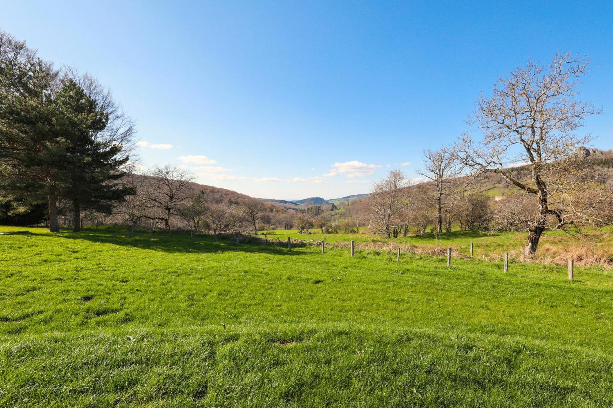 Villa de luxe, nichée dans les montagnes Lavoine Exterior foto